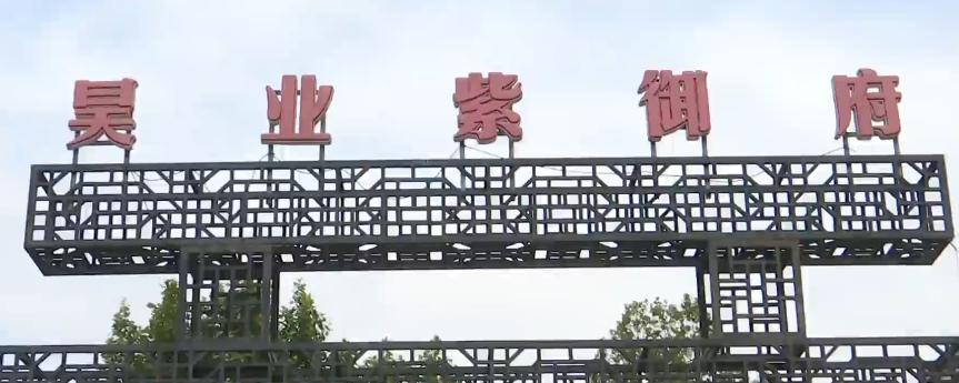 DƬ